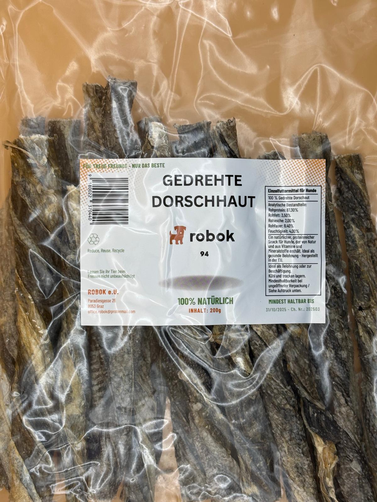 Dorschhaut-Gedreht luftgetrocknet von ROBOK – Kauartikel aus Dorsch – Nahaufnahme