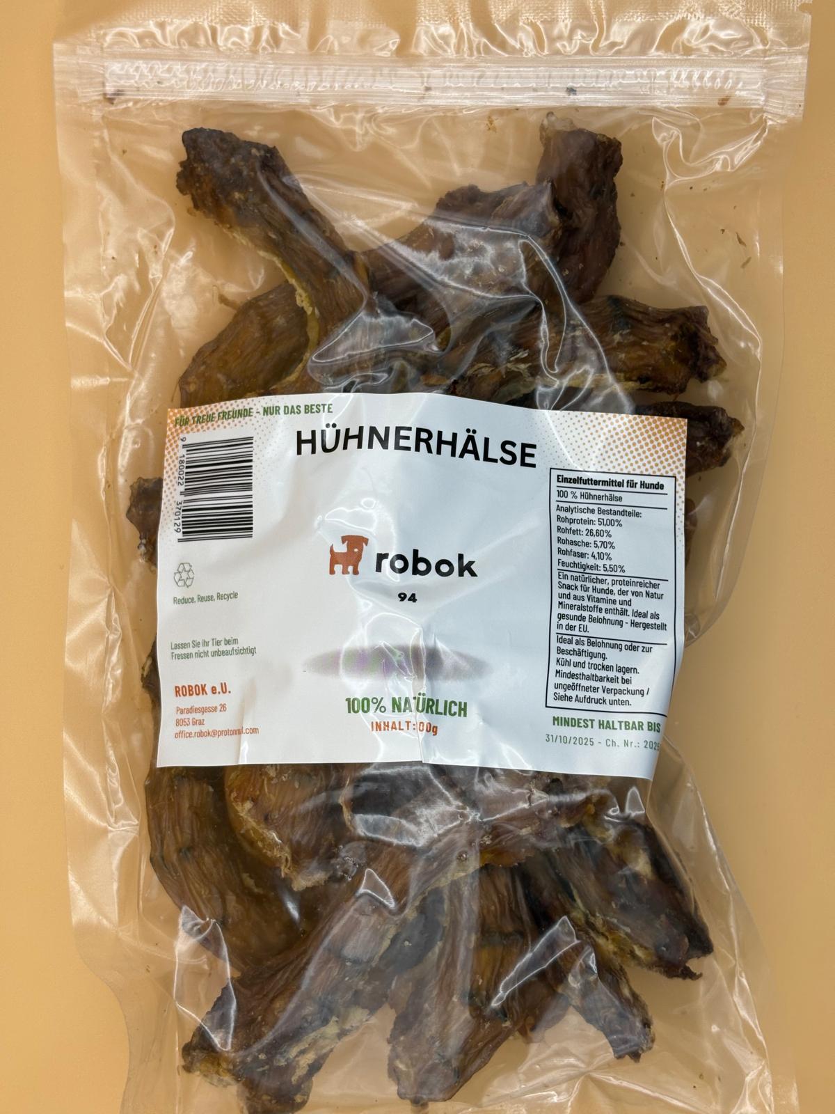Hühnerhälse luftgetrocknet von ROBOK – Hundesnack aus Huhn – Nahaufnahme